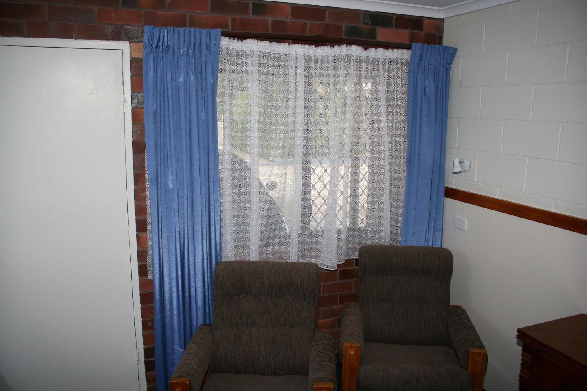 Billabong Lodge Motel Таунсвилл Экстерьер фото