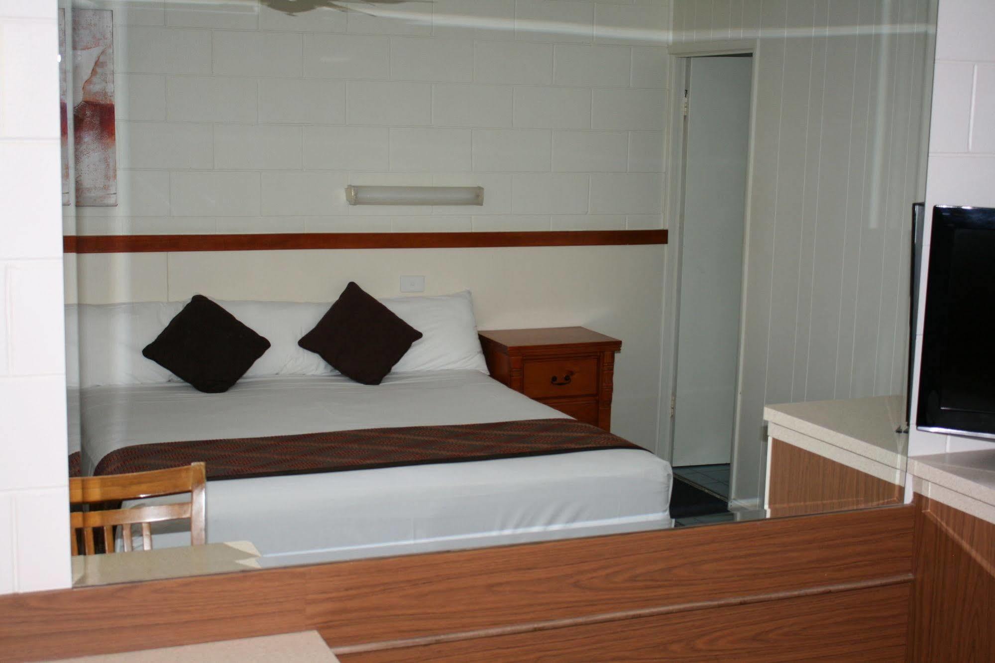 Billabong Lodge Motel Таунсвилл Экстерьер фото
